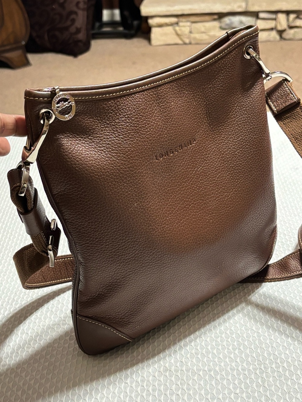 Longchamp Brown Leather Pebbled Crossbody Bag with Adjustable Strap - Picture 5 of 16